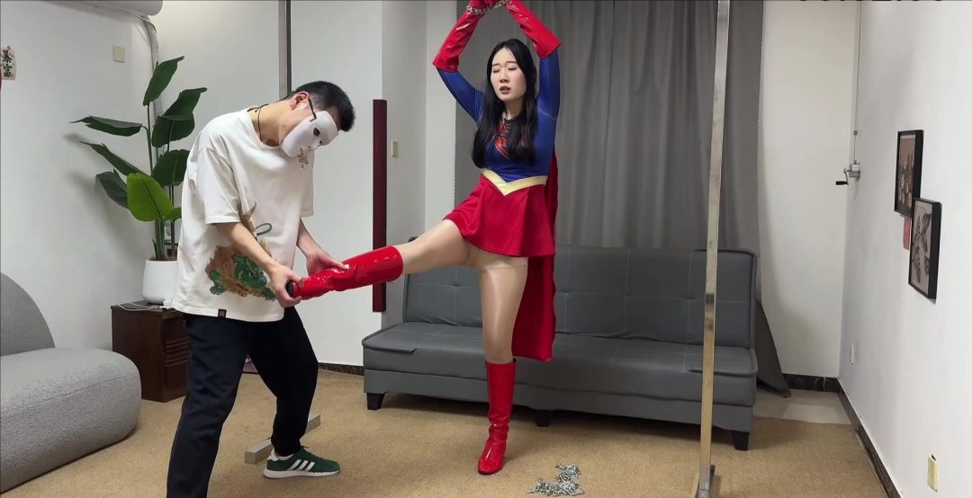 女超人-6