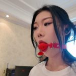 在外国小姐姐身上藏好钥匙，封闭感官后锁进笼子，语言不通导致营救困难重重