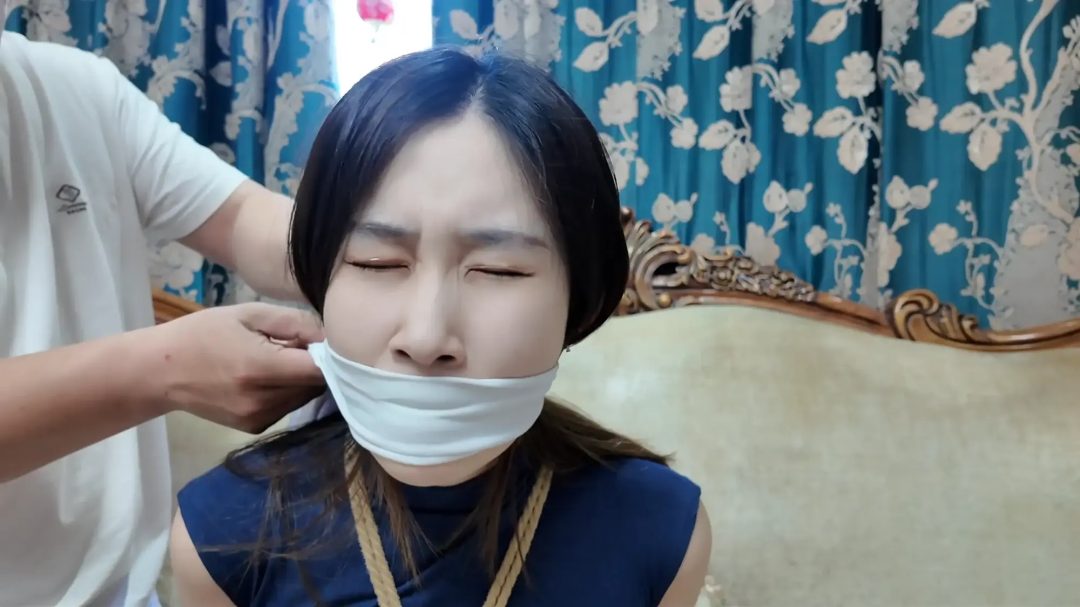 尤物收藏夹·南清·加班可得小心咯！-4