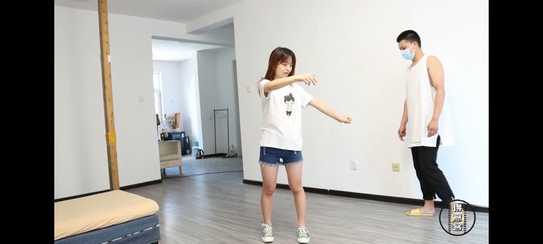 【得意客订拍】家中点穴秘籍 琦娜主演 点穴摆弄 挠痒抚摸 演技好-4