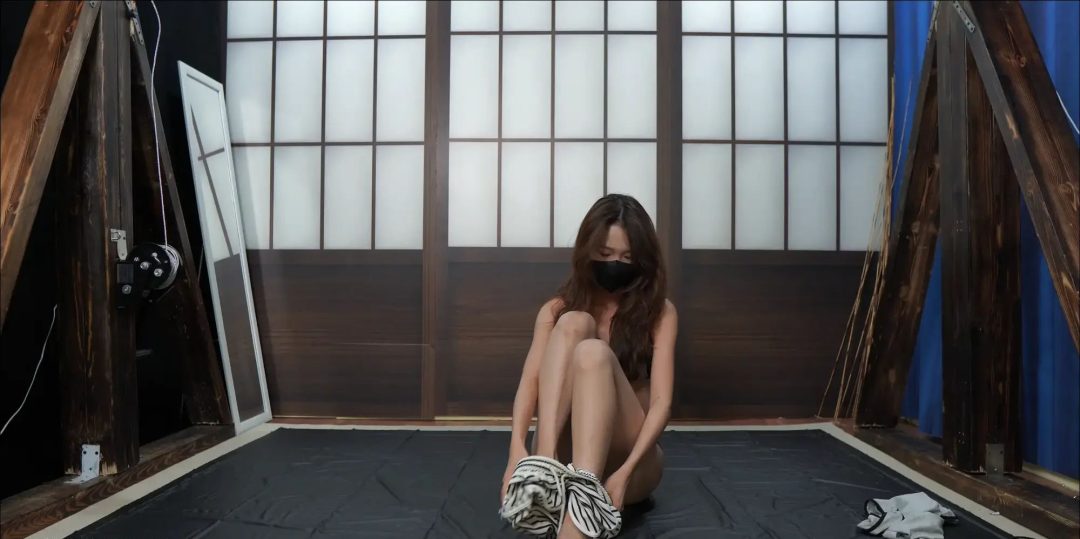 内衣首秀拇指铐吊脚/直立踮脚罚站/走绳-1