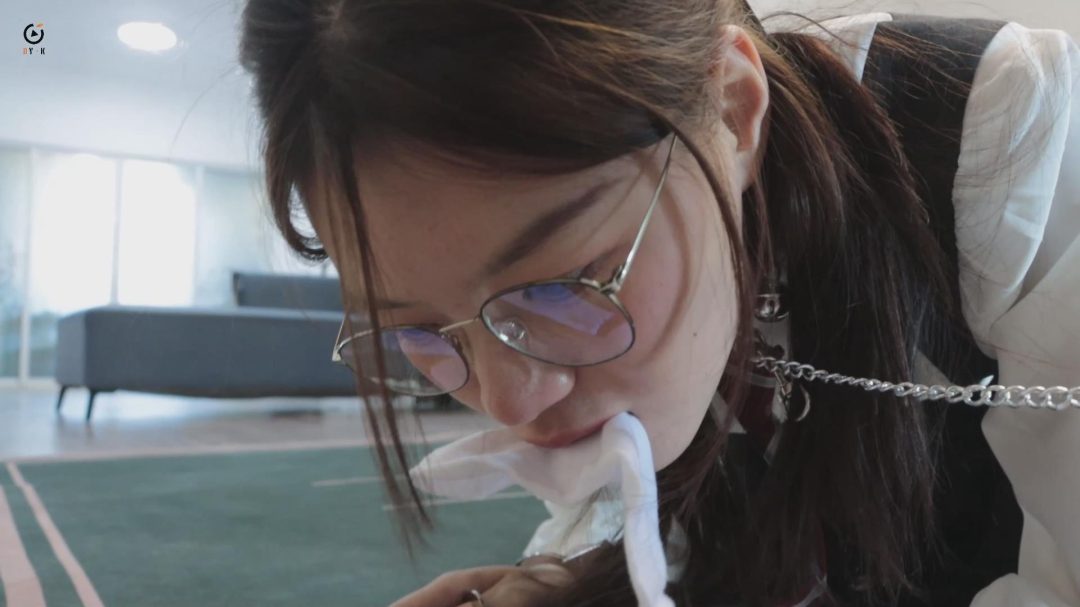 《私人订制会所》被拐卖进私人会所的少女，求助不成反被套路-14