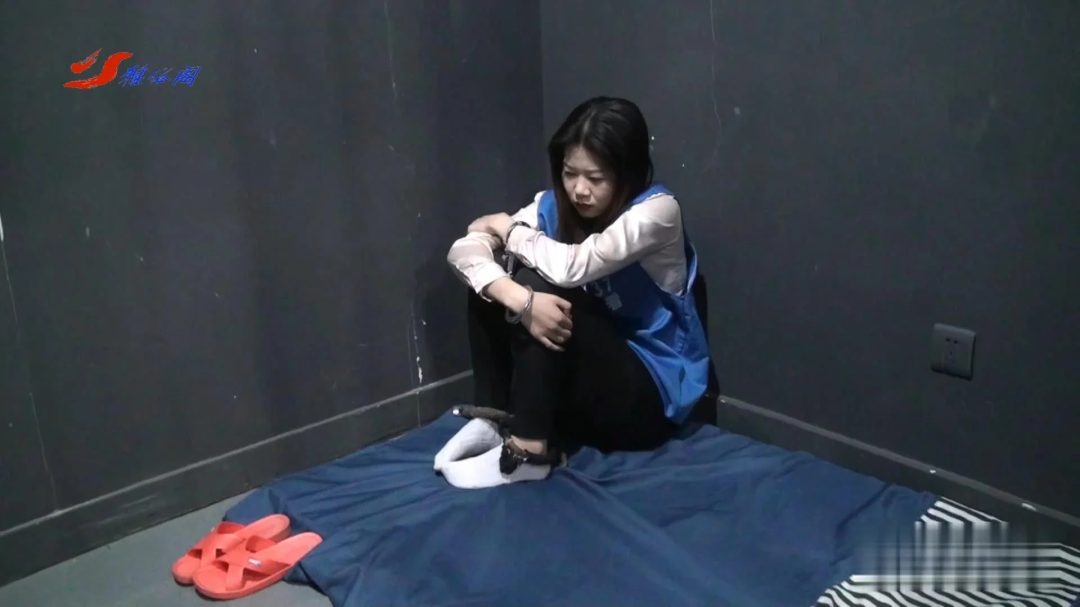 雅俗阁 嚣张女D枭伏法记 ·思语-1