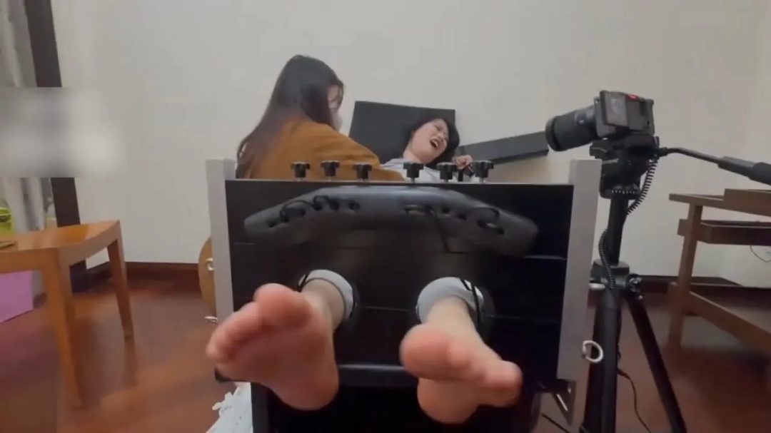 高冷小姐姐带姐妹一起拍摄-7