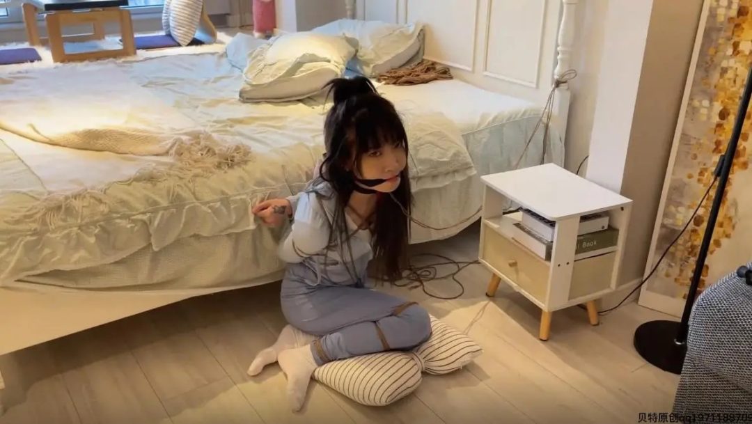 贝特工作室定制剧情片—《被跟踪的小艺》-6