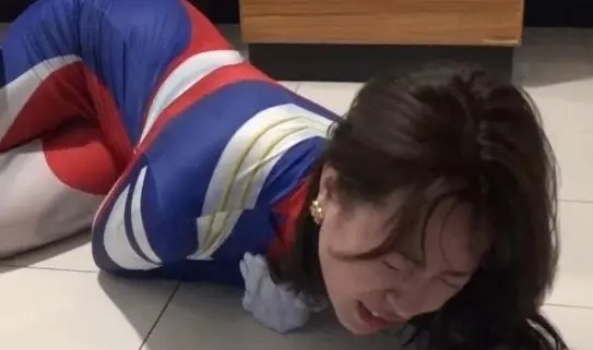 迪迦女侠第一集-3