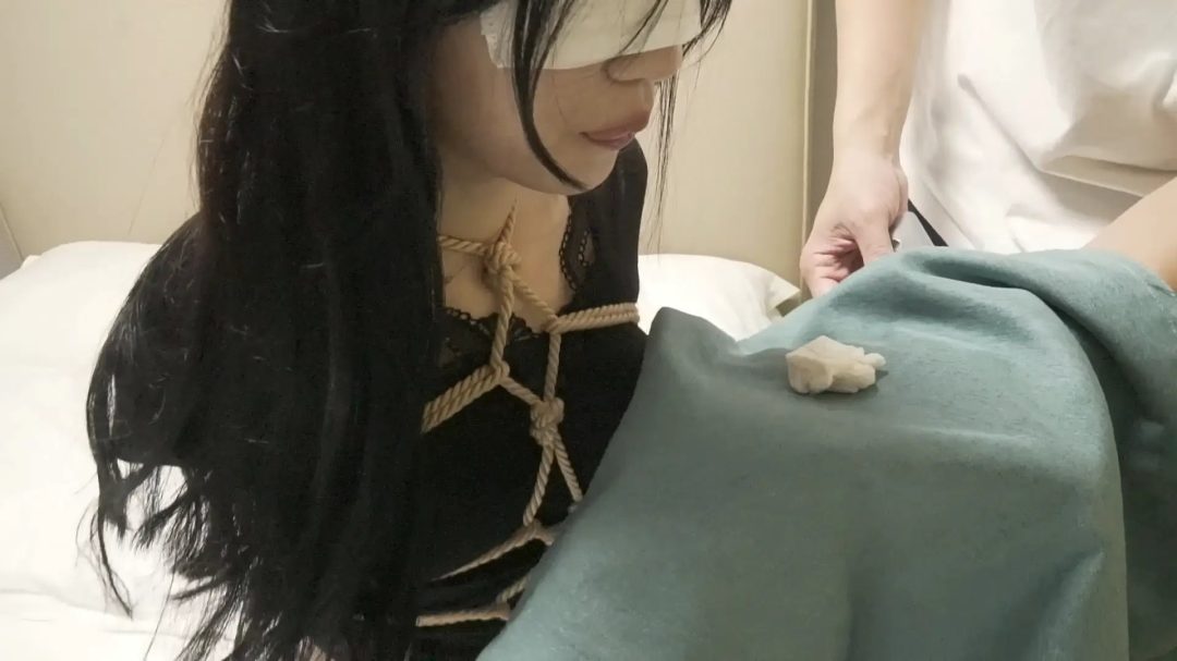 清纯女生,丝袜塞嘴、胶带封嘴、直臂反绑、挣脱挑战、呼救挑战-15 清纯女生,丝袜塞嘴、胶带封嘴、直臂反绑、挣脱挑战、呼救挑战-15