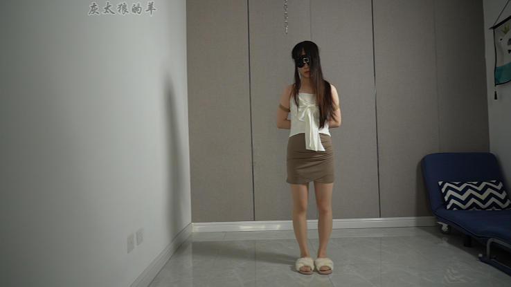 【灰太狼的羊】”月经期“也免不了sp屁屁，白里透红和那“dia dia“的叫喊声诱人极了！-5