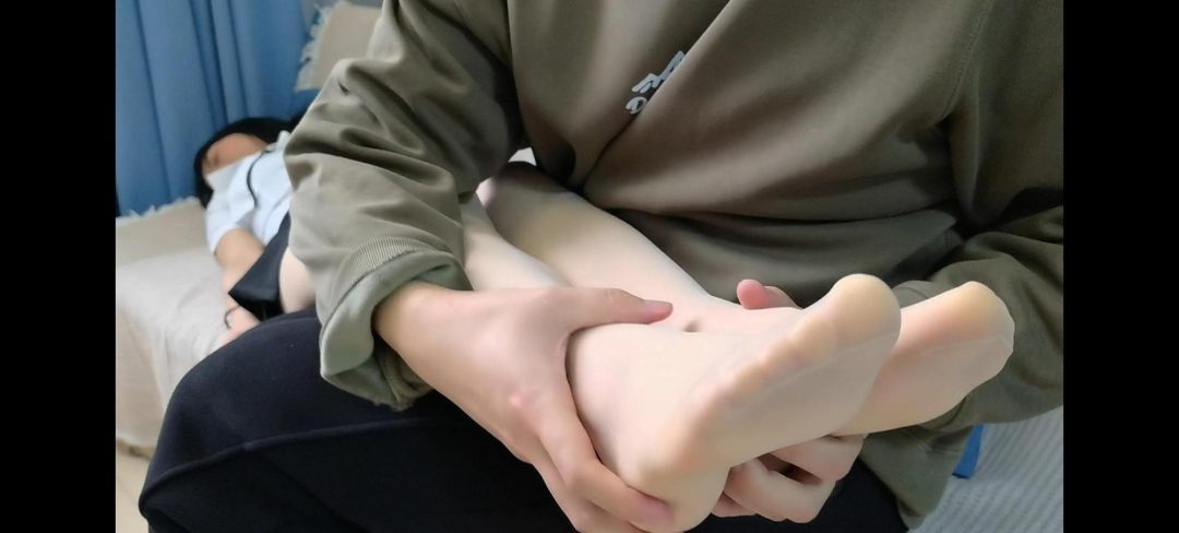 JS原创定制——迷晕肉丝制服美女激辣(一)-6