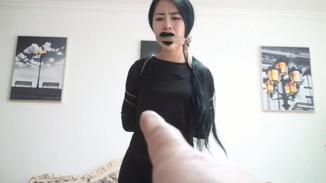 逍遥定拍~猥琐男第一人称视角持枪入室劫持大美女韩懿01;原味堵嘴,迷晕,白丝TK-9