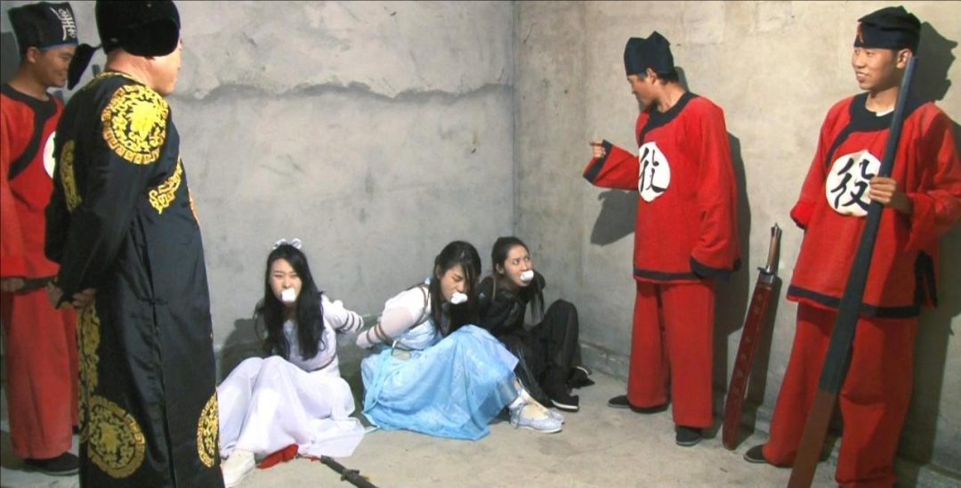 古装剧《女神捕之江南烟云》上 怀旧影苑定制,原版人马出演,三大美女颜值演技均在线-11 古装剧《女神捕之江南烟云》上 怀旧影苑定制,原版人马出演,三大美女颜值演技均在线-11
