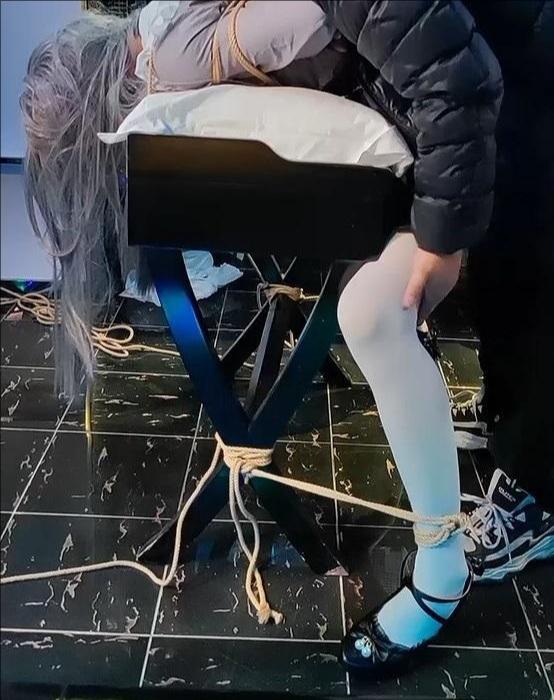 彩虹社Vtuber Sanya COS - 伪娘拘束抚摸-3