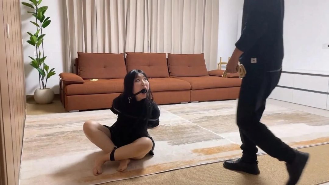 对不良少女的家访2 债主上门，被绑老师惨遭捆绑TK拷问 吴晗 琳琳主演-6