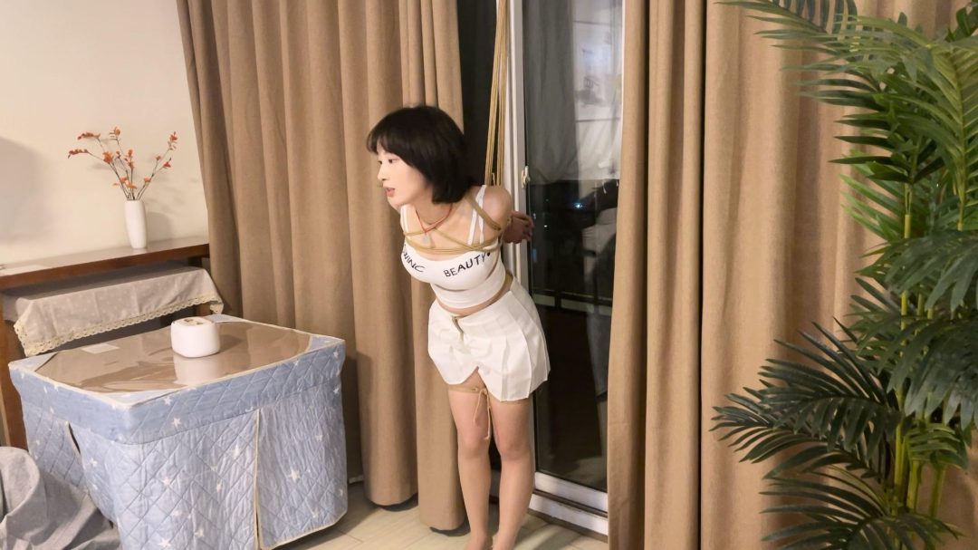 奥特曼定拍：女m欧式直臂后手吊放置-3