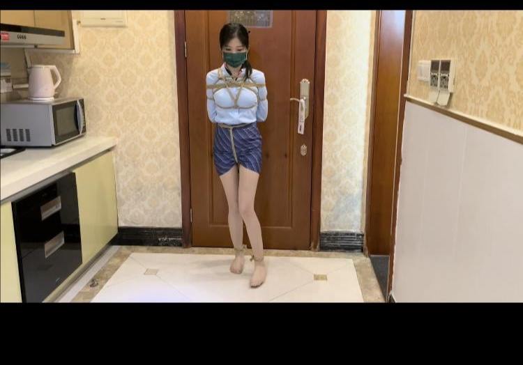 美女下班后的游戏-14