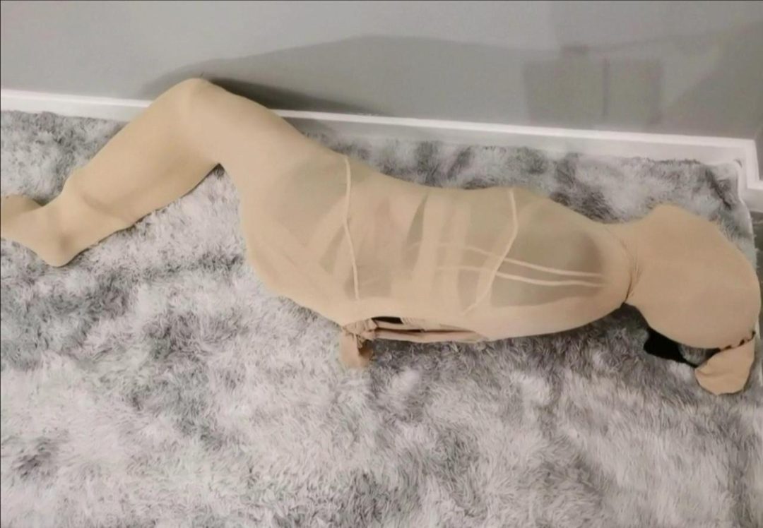 黑色JK肉色丝袜，紧缚后丝袜全包-4