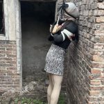废弃院子 院墙吊起