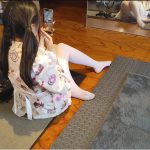 小羊妹妹的单人玩具体验，06年刚满18岁的小妹妹 高强度郊狼电击 铁链吊缚 丝袜塞嘴 胶带