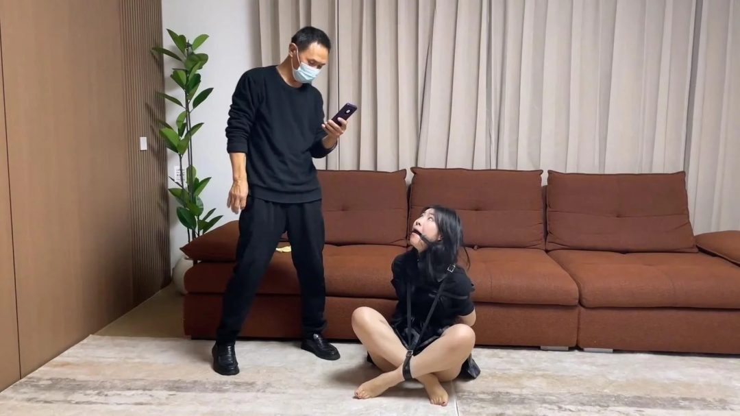 对不良少女的家访2 债主上门，被绑老师惨遭捆绑TK拷问 吴晗 琳琳主演-5