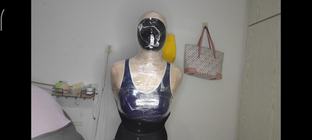 zentai+保鲜膜+乳胶项圈+胶带全包头zhi息(+防毒面具) 上篇-5 zentai+保鲜膜+乳胶项圈+胶带全包头zhi息(+防毒面具) 上篇-5