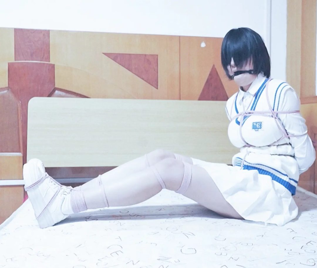 并腿日式紧缚挣扎脱困长腿mm-3