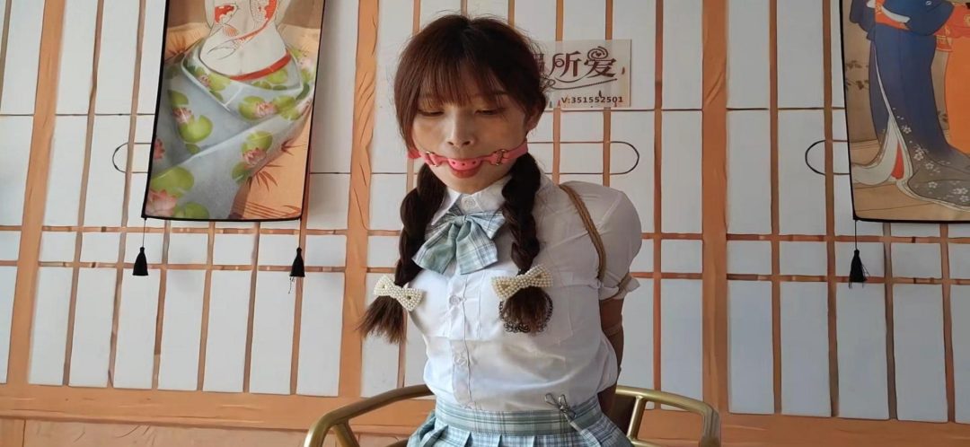 大学生妍妍试镜初体验《后手观音和直臂驷马》-5