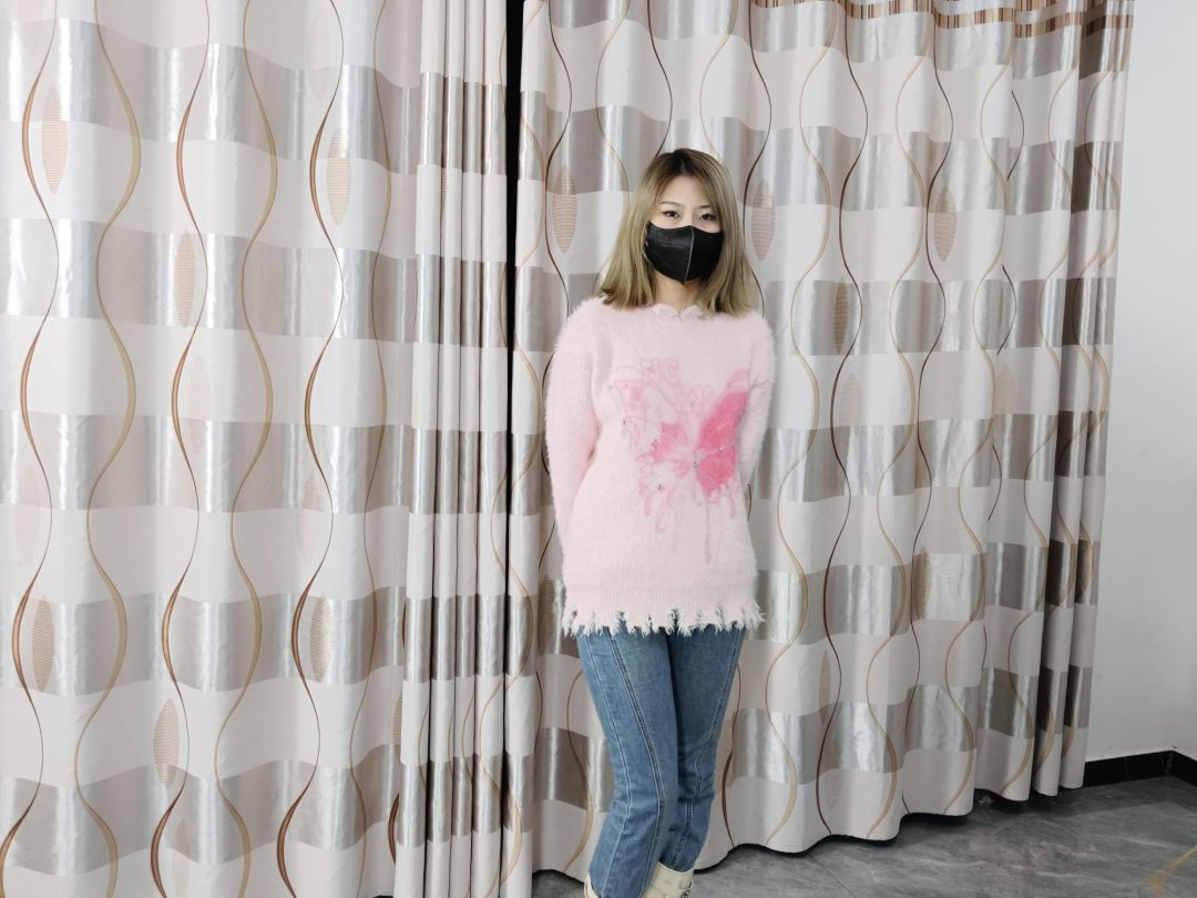 双女连缚股绳拔河（连缚 股绳 比赛）-1
