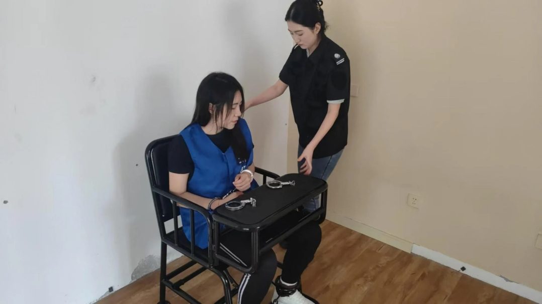 新模特金媛试镜-1
