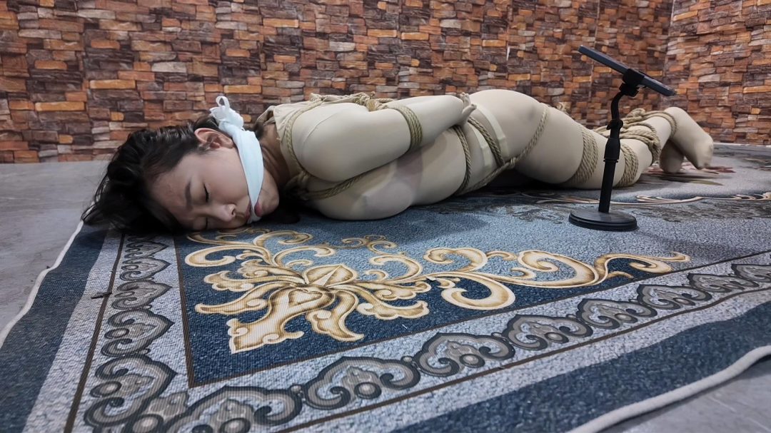 定拍转公映:驴驴全身捆绑穿戴裤折磨强制失禁-8