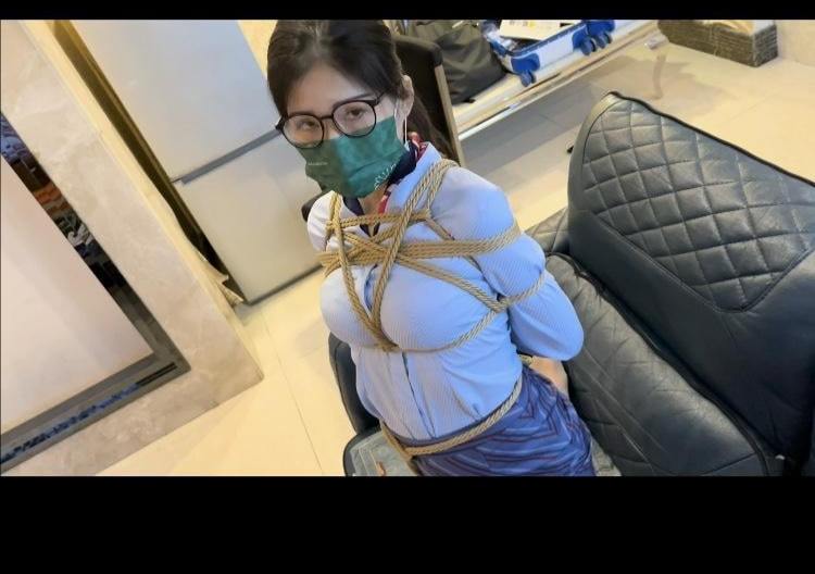 美女下班后的游戏-7