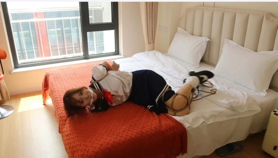 入室捆绑小美-1