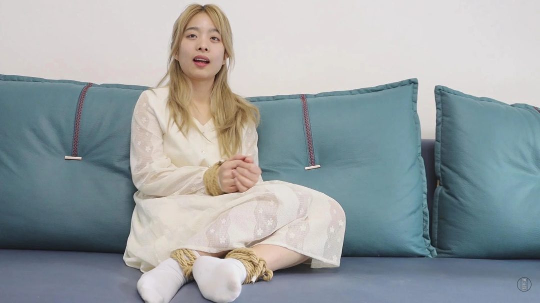 【绝版模特娜娜】【得意客定拍】《傲慢女友驯服计划（下）》家有女友初驯服，乖巧可人真舒服~-17