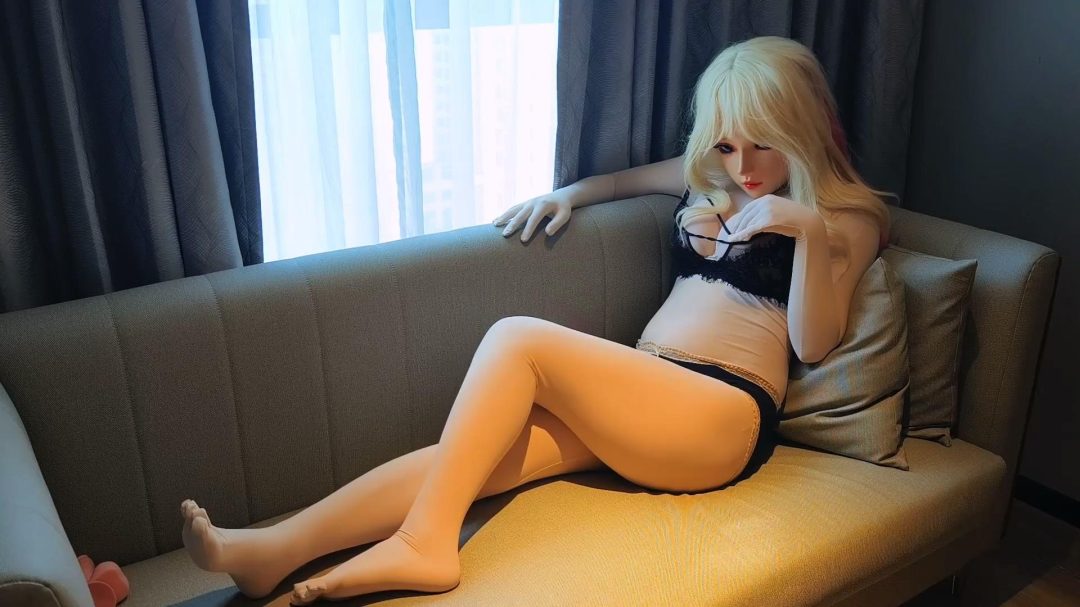 酒店的一对一的真人娃娃服务-3