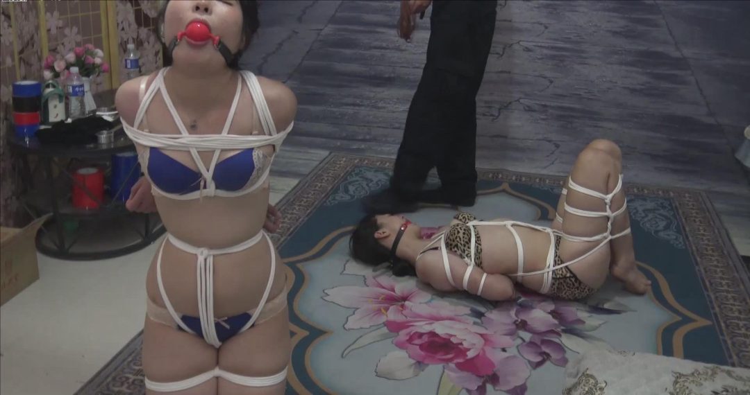 《白绳海老坐缚女M》 双女M被海老坐缚，捆绑调戏-2