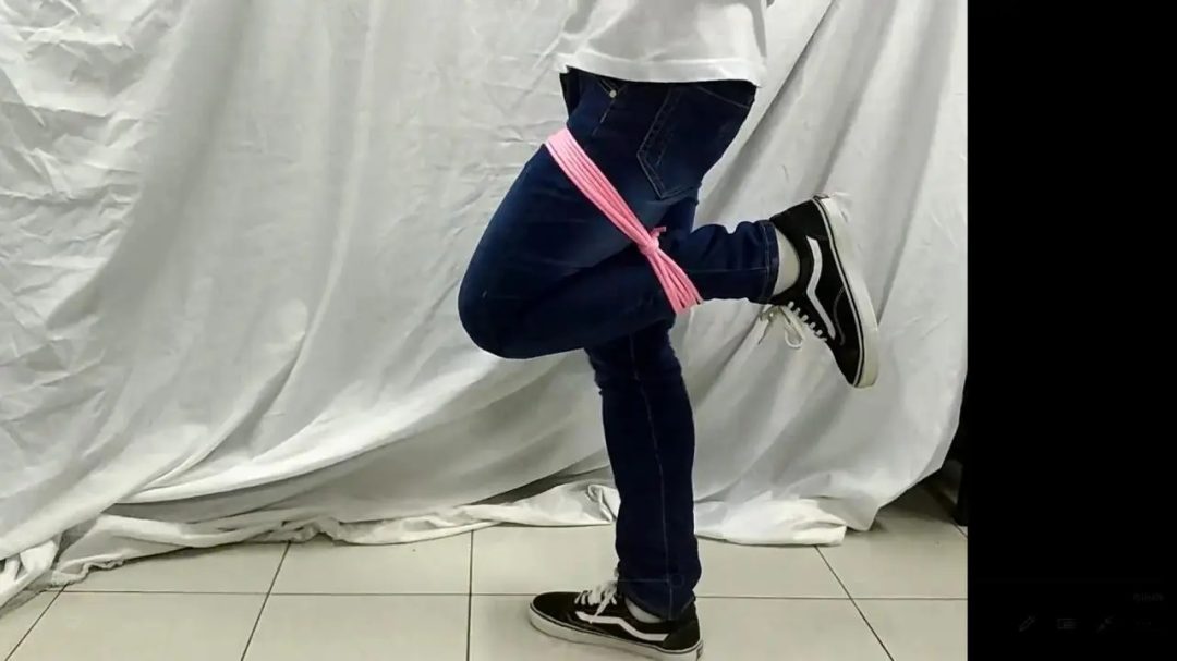 牛仔裤vans 捆绑挣扎-3