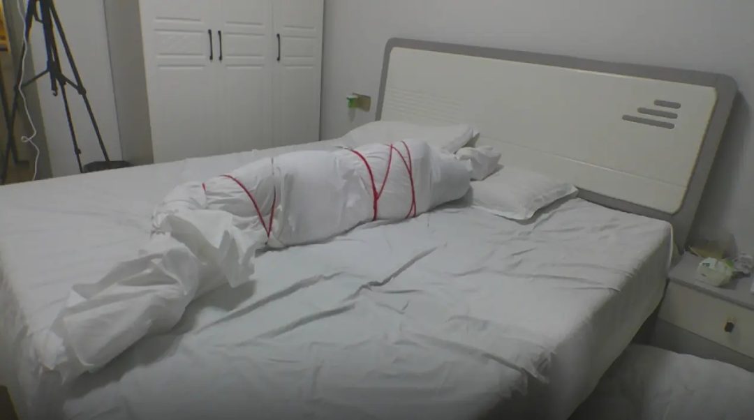 小姐姐的等身抱枕-5