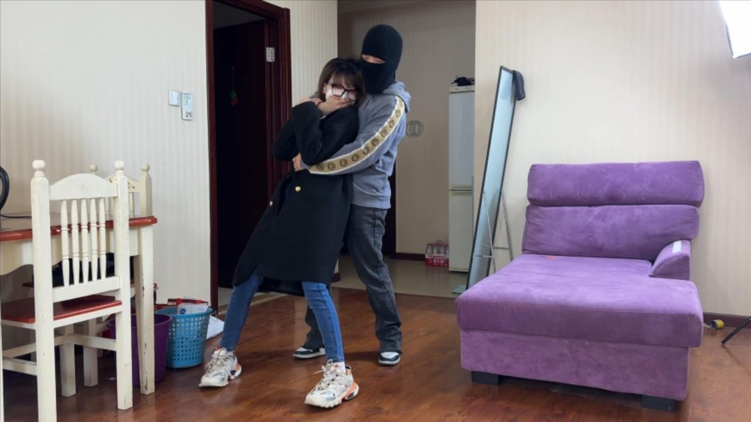《被诱骗的安慈》系列续集——《姐妹劫难》第一集妹妹篇-3