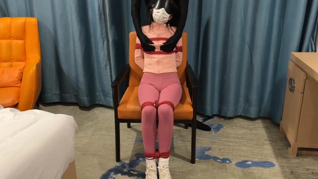 （臭脚妹妹出品）瑜伽裤匡威-3