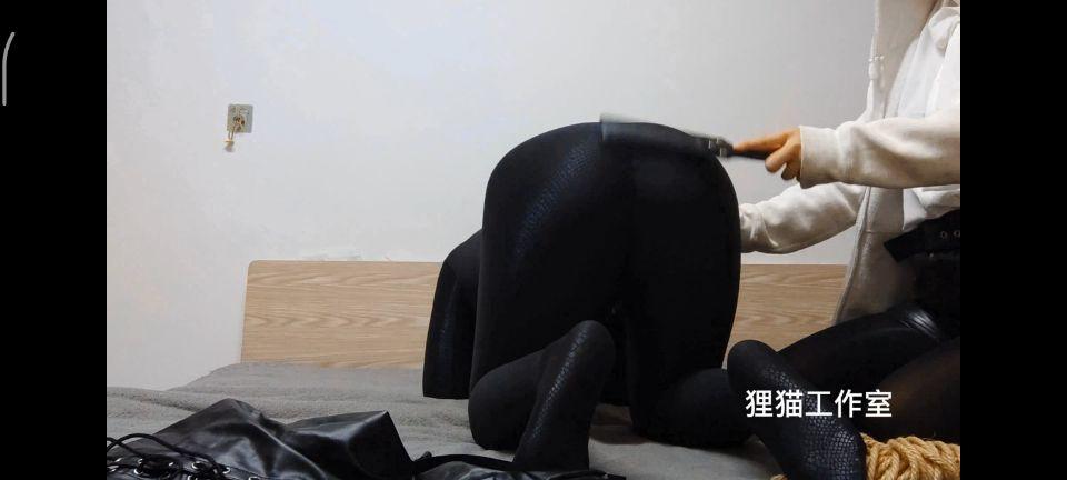 黑曼巴下的挨打的乖乖狗-2