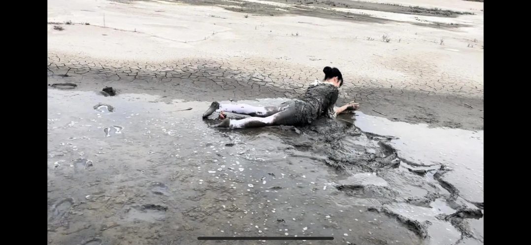 甜lo白丝臭水沟打滚调教 无惧路人-10