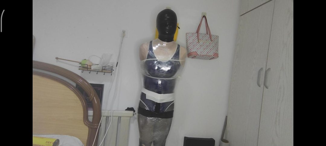 人体家具升级zentai+保鲜膜+胶带头部封闭?再加+双层热缩袋+扎带固定+挂钩粘贴-4 人体家具升级zentai+保鲜膜+胶带头部封闭?再加+双层热缩袋+扎带固定+挂钩粘贴-4