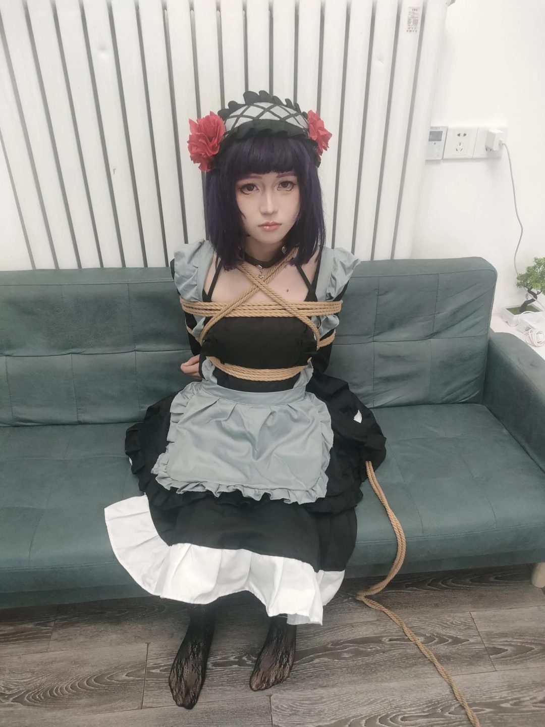 《黑江雫cos女仆调教记》-高抬腿极限紧缚+M羞耻开腿+黑丝袜tk挠脚心+项圈狗链+家具捆绑一体化放置放倒+趴床抽打+解开过程+吊缚吊哭等等-5 《黑江雫cos女仆调教记》-高抬腿极限紧缚+M羞耻开腿+黑丝袜tk挠脚心+项圈狗链+家具捆绑一体化放置放倒+趴床抽打+解开过程+吊缚吊哭等等-5