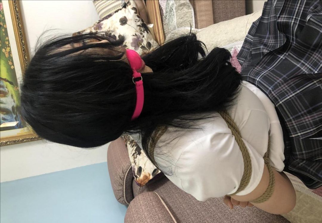 子矜工作室定拍《快递危机》网红模特小雅主演-5