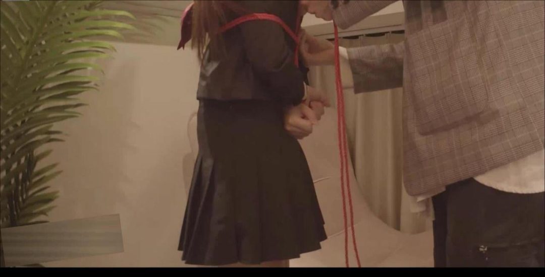 JK绳缚 调教JK制服女友后手绑缚-2