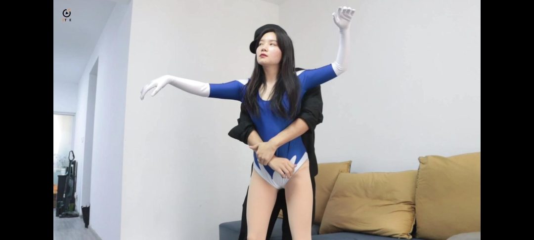 [得意客精品订拍]被奴隶的女超人全 定身 鞭打 电击 椅子缚 团缚-3