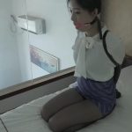 两项束缚放置挑战，皮革头套、单手套、黑丝全包躺、站、坐、驷马……