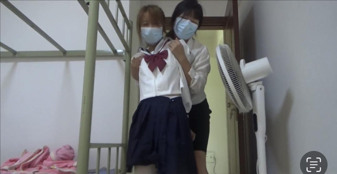 【琳媚】【玉箫】水手服 白丝铐 大姐姐调教18岁小妹妹 tk 驷马铐 打pp-2