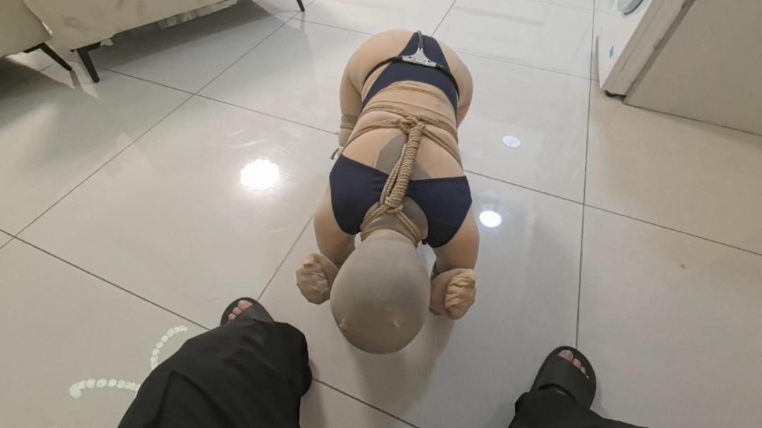 【定拍丝袜犬奴】丝袜全包母狗奴性训练 狗尾走起路来可以表达情绪 物件化家具放置训练 牵引爬行 贞操锁控欲望 奴化主动服务 母狗不配射到嘴里 即使主人休息了也只配蹲在旁边-7 【定拍丝袜犬奴】丝袜全包母狗奴性训练 狗尾走起路来可以表达情绪 物件化家具放置训练 牵引爬行 贞操锁控欲望 奴化主动服务 母狗不配射到嘴里 即使主人休息了也只配蹲在旁边-7