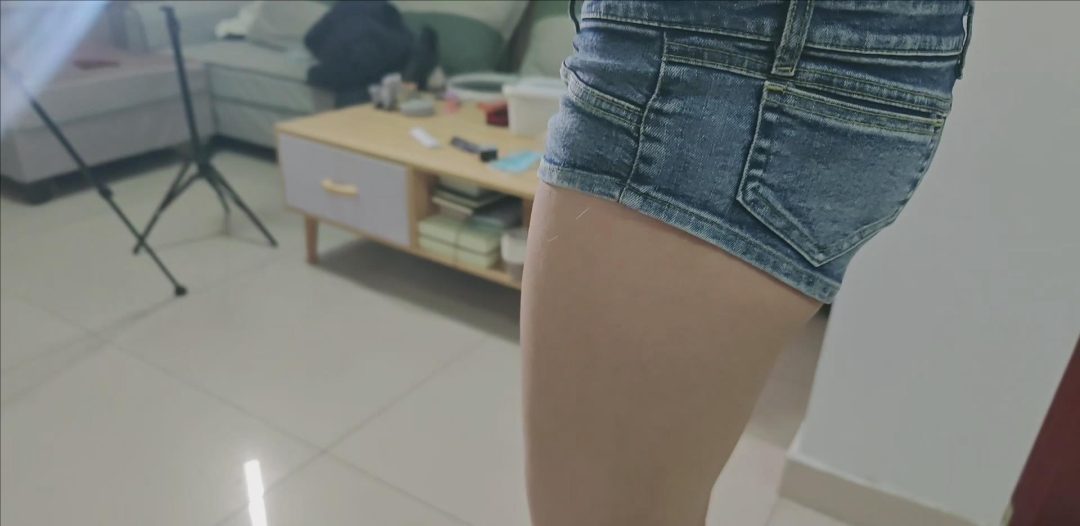 《GD绳束》模特桃桃 超短裤 性感上衣脚趾板痛苦-5