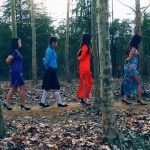 新片《女子特别行动队》 上集  军统组建一支女子特别行动小队，她们执行任务的时候遇见土匪